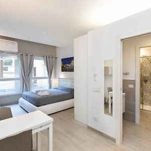 https://16-meravigli-duomo.italymilanhotels.net