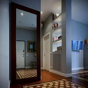 https://a-casa-di.italymilanhotels.net